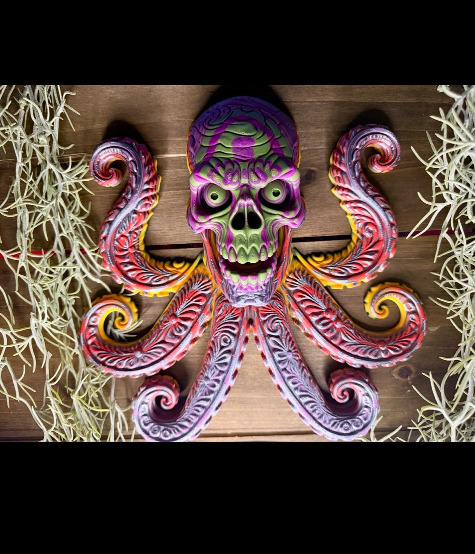 Exclusive  - The Hydra-dellic Skull 